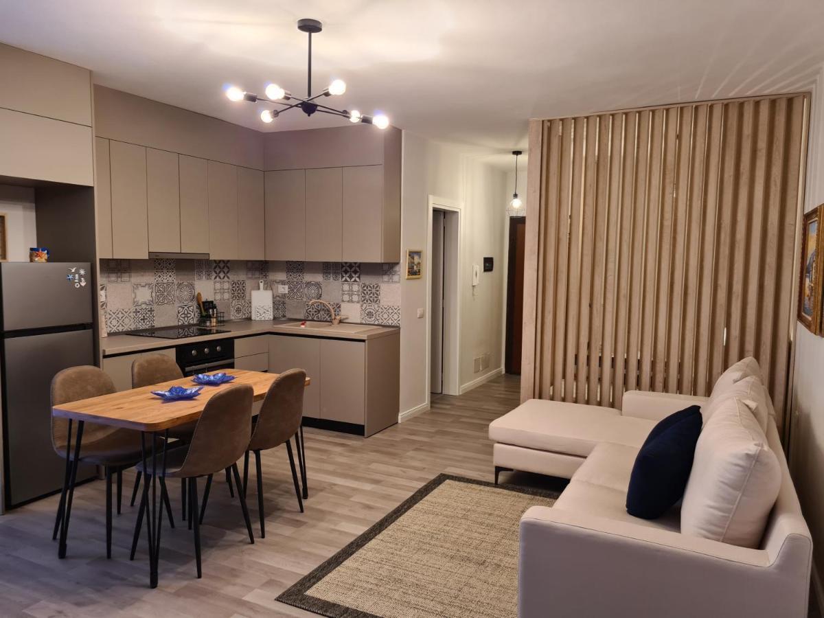Old Beach Apartment Vlora מראה חיצוני תמונה